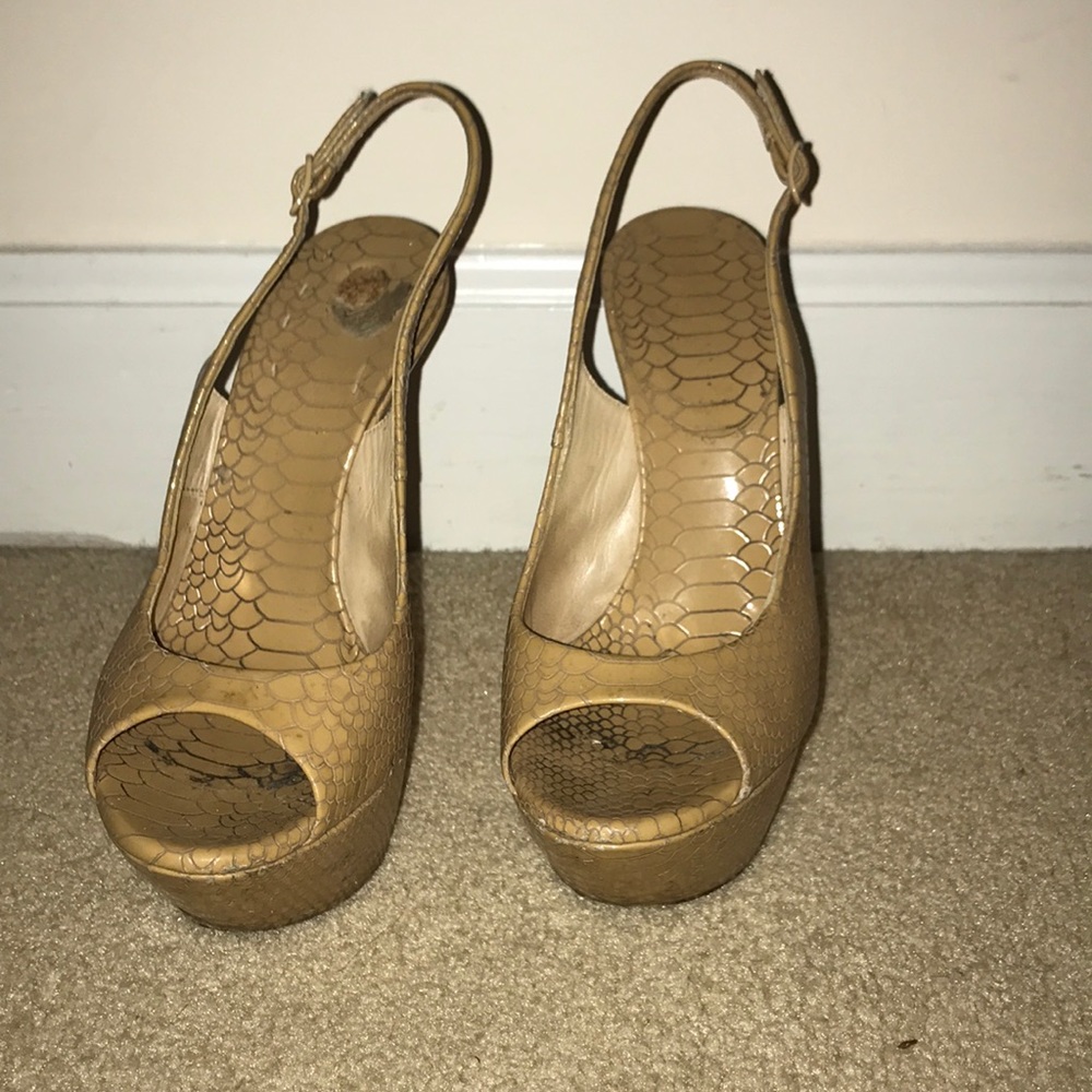 Casadei platform pumps - Picture 2 of 3